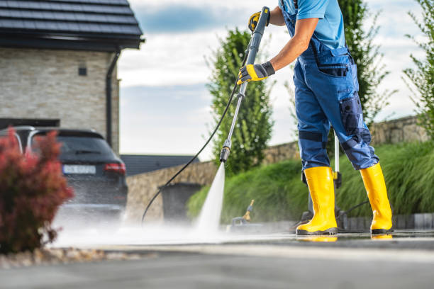 Professional Pressure washing in San Rafael, NM